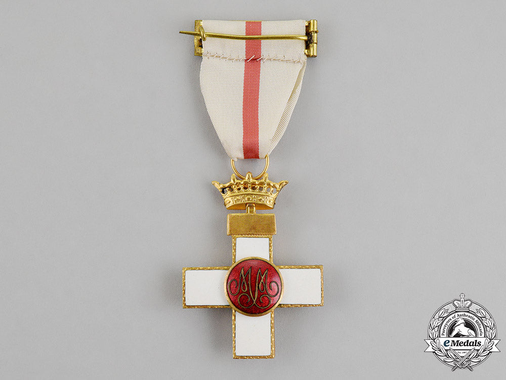 spain,_franco_era._an_order_of_military_merit,1_st_class_cross_with_white_distinction,_c.1940_c18-012471