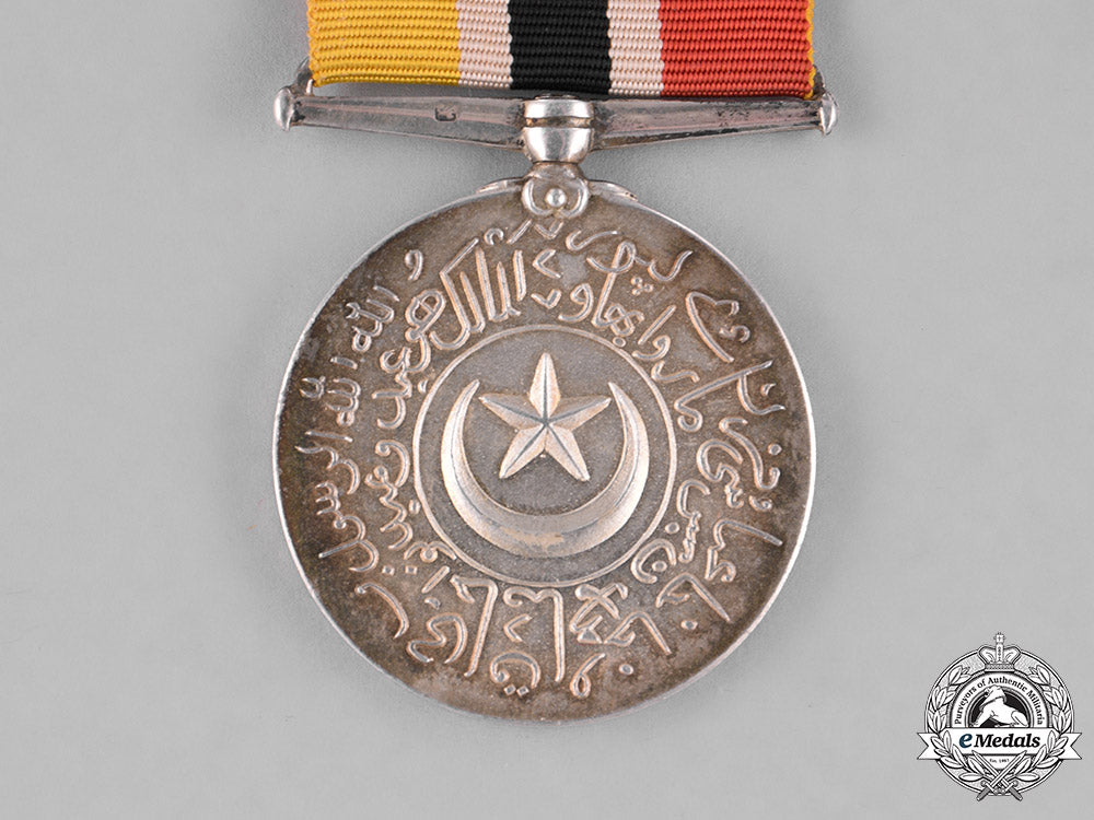 india,_bahawalpur._a_corps_medal_for_volunteers,1_st_class_to_officers_c18-023658