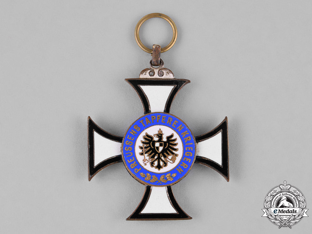 germany,_weimar._a_prussian_war_merit_cross_for_combatans_of_the_war1914-1918_c18-025496