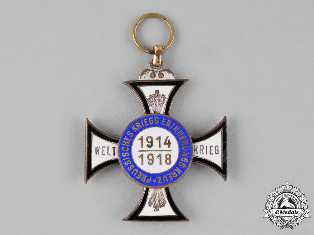 germany,_weimar._a_prussian_war_merit_cross_for_combatans_of_the_war1914-1918_c18-025497