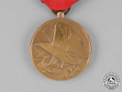 united_states._three_navy_and_marine_corps_medals_c18-026537