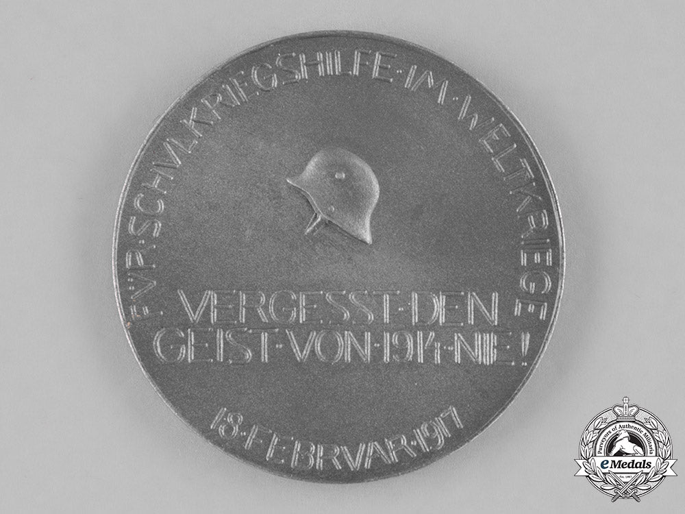 germany,_imperial._a1917_hindenburg_first_war_honour_medallion_by_karl_pöllath_c18-028738