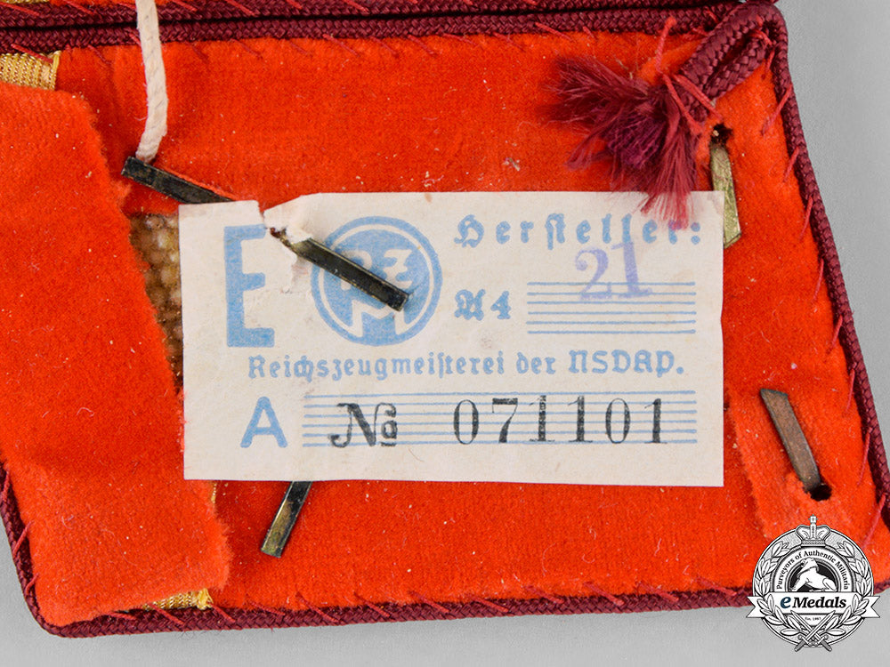 germany,_nsdap._a_set_of_hauptbereitschaftsleiter_collar_tabs,_rzm_marked,_with_proof_tag_c18-029962