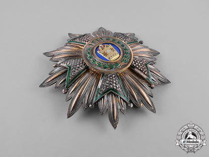 iran,_qajar_dynasty._an_order_of_the_crown,_i_class_grand_cross_star,_c.1925_c18-031296