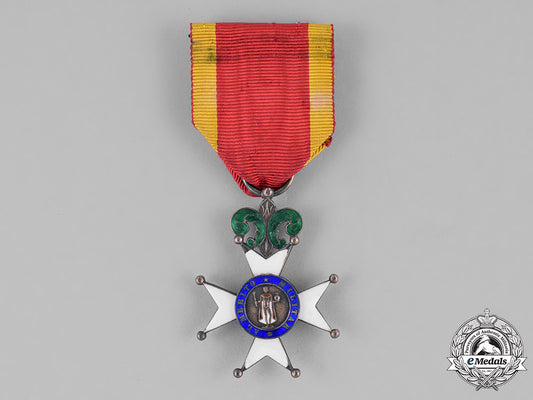 spain,_kingdom._a_royal_military_order_of_st._ferdinand,_officer's_badge,_c.1910_c18-031302