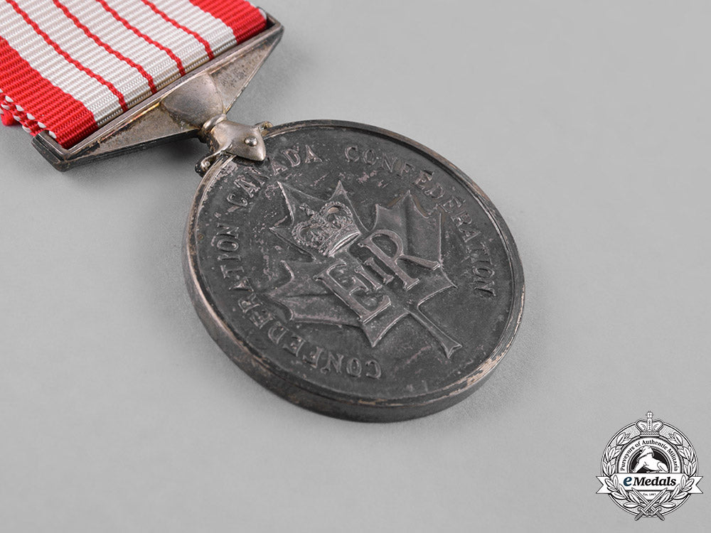 canada._a_centennial_medal1867-1967_c18-033474