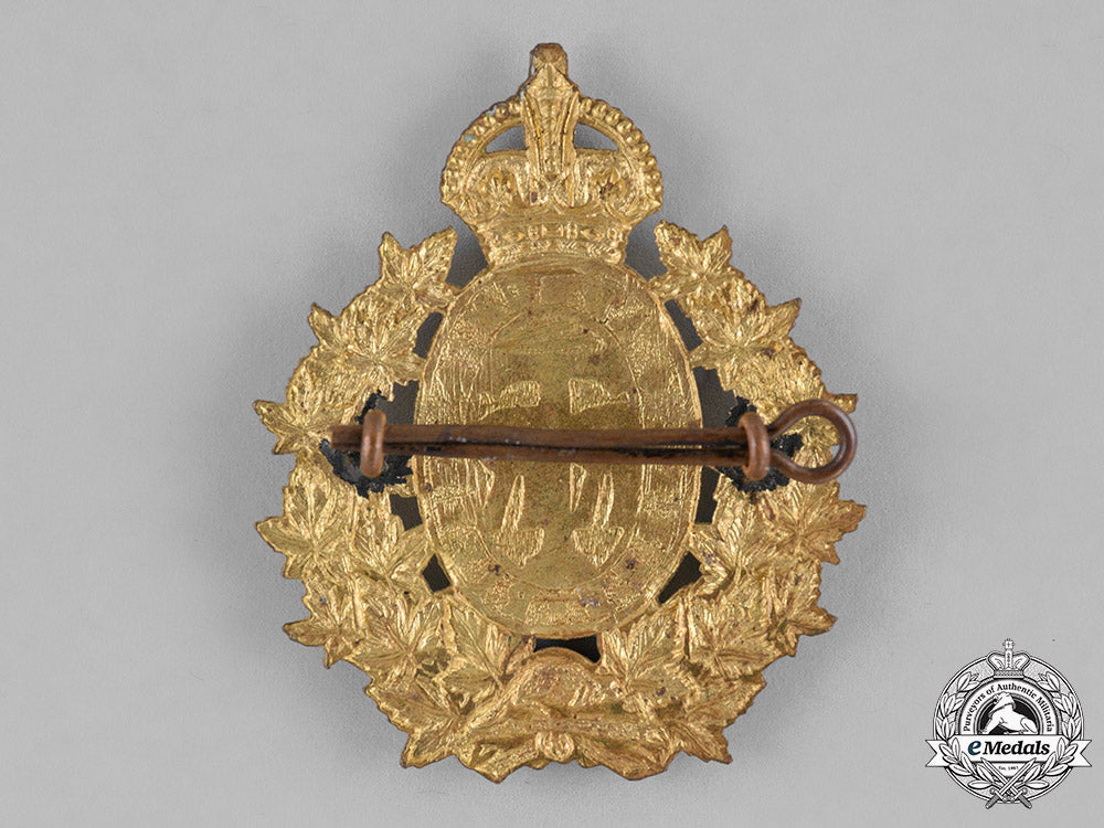 canada._a_three_rivers_regiment(_tank)_cap_badge,_c.1940_c18-037906