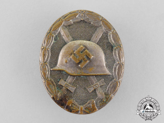 germany,_heer._a_wound_badge,_silver_grade,_by_funke&_brüninghaus,_lüdenscheid_c18-0393