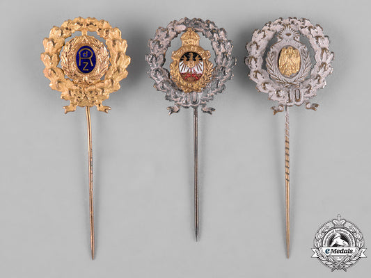 germany,_imperial._a_lot_of_three_first_war_period_veterans_stick_pins_c18-042467