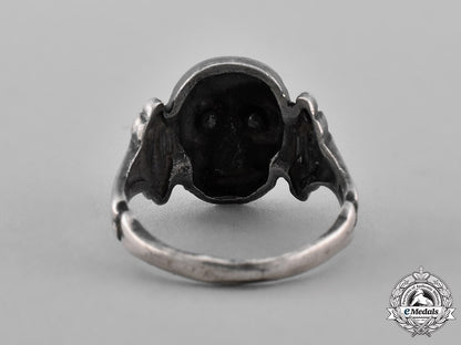 germany,_third_reich._a_second_war_period_skull&_crossbones_rings_c18-042835