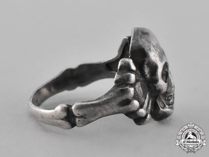 germany,_third_reich._a_second_war_period_skull&_crossbones_rings_c18-042836