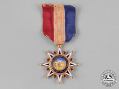 United States. A Daughters Of The Founders And Patriots Of America Badge In Gold, To Hortense Blakeslee Dunphy