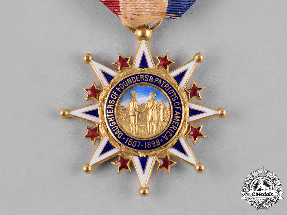 united_states._a_daughters_of_the_founders_and_patriots_of_america_badge_in_gold,_to_hortense_blakeslee_dunphy_c18-052416_1