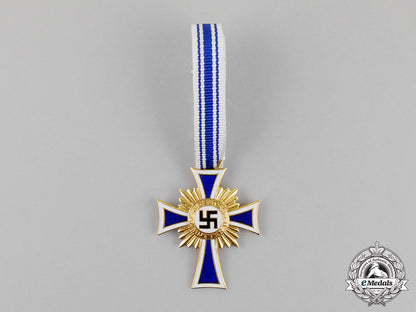 germany._a_gold_grade_cross_of_honour_of_the_german_mother_c18-0573