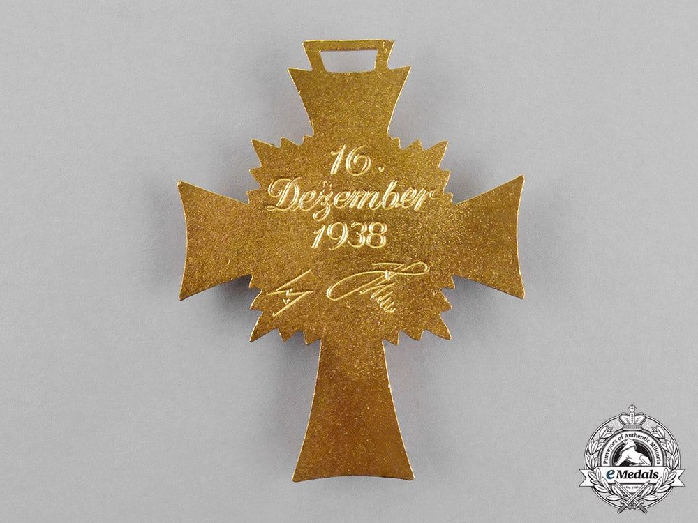 germany._a_gold_grade_cross_of_honour_of_the_german_mother_c18-0578