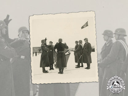 germany._a_wartime_photo_of_luftwaffe_soldiers_swearing_oath_of_allegiance_on_standard_c18-1116