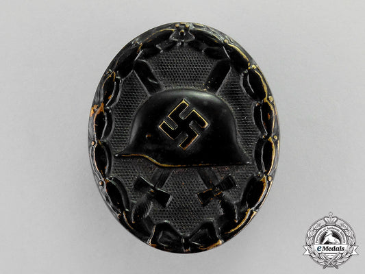 germany._a_black_grade_wound_badge_c18-639