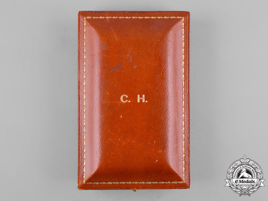 united_kingdom._a_board-_mounted_medal_case_by_pinches_c19-2276