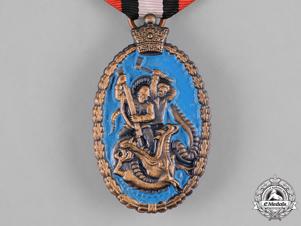 iran,_pahlavi_dynasty._a_rastakhiz_anti-_communist_struggle_medal_with_two_palms1953,_iii_class_c19-7897