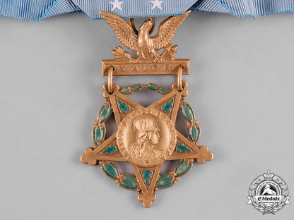 united_states._an_army_medal_of_honor,_type_vi_c19-9124