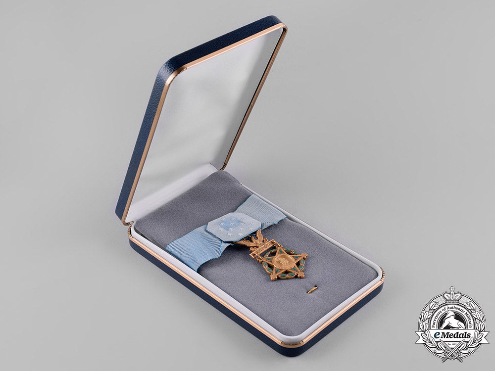 united_states._an_army_medal_of_honor,_type_vi_c19-9129