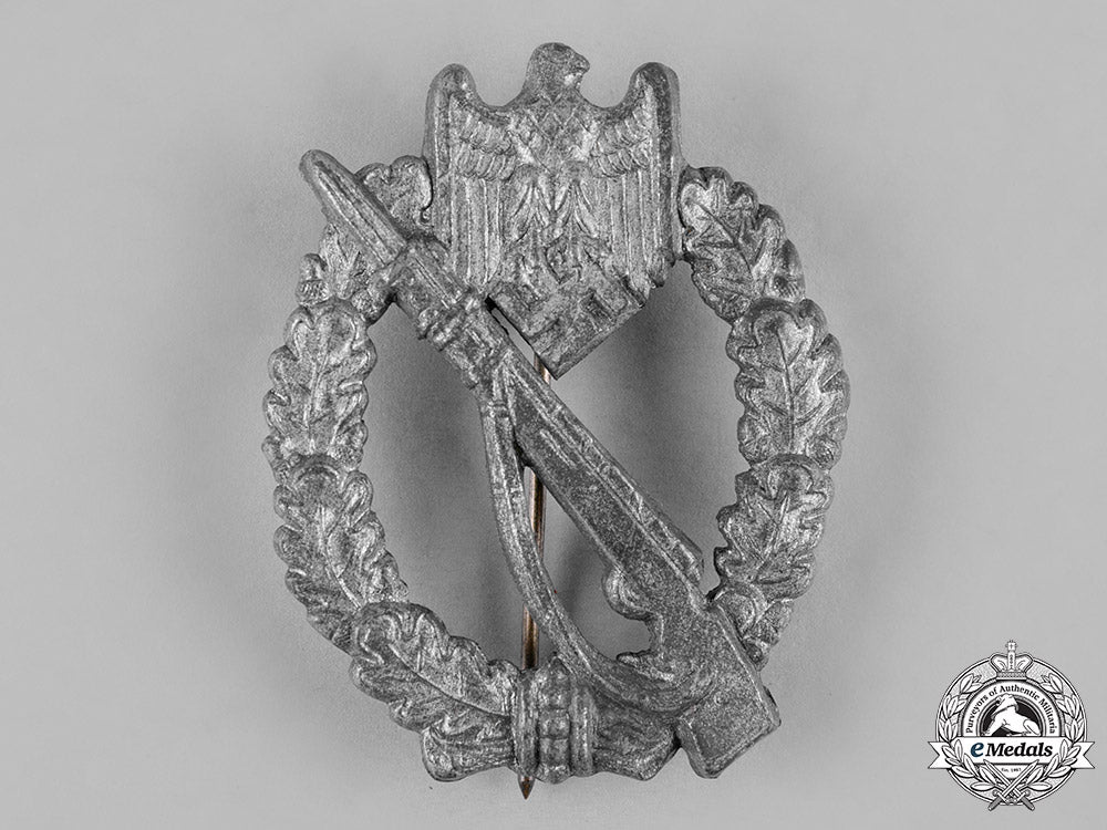 germany,_wehrmacht._a_silver_grade_infantry_assault_badge,_by_hymmen&_co._c19_0470