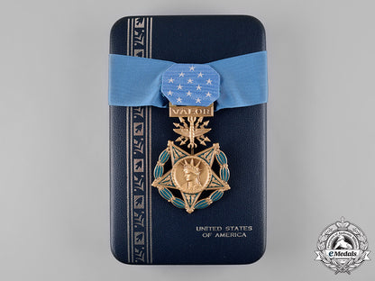 united_states._an_air_force_medal_of_honor_c19_2388