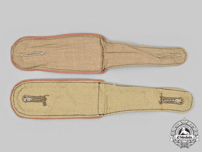 germany,_heer._a_set_of_heer_enlisted_personnel_motorcycle_infantry_shoulder_straps_c20168_mnc5248_1_1