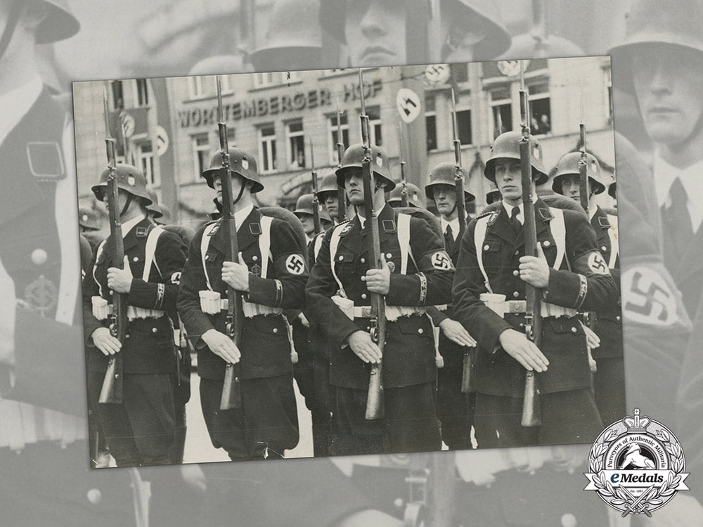 germany._an_official_press_photo_of_lssah_at_the1938_nuremberg_rally_c2017_000755