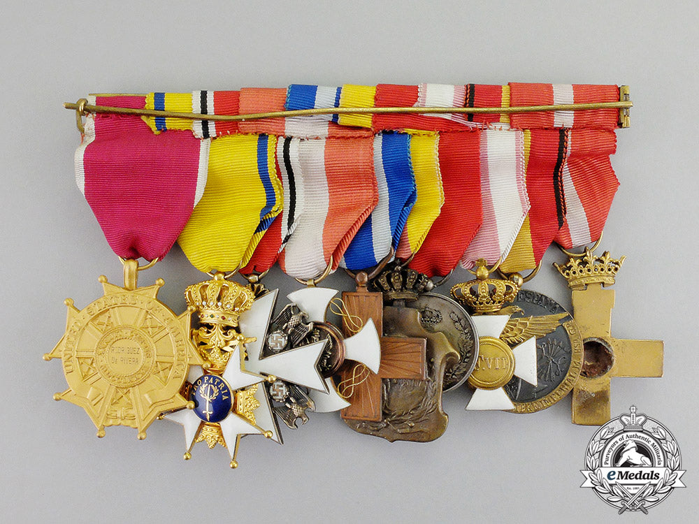 spain._the_spanish_civil_war_medals&_awards_of_general_rodriguez_de_rivera_c2017_000924