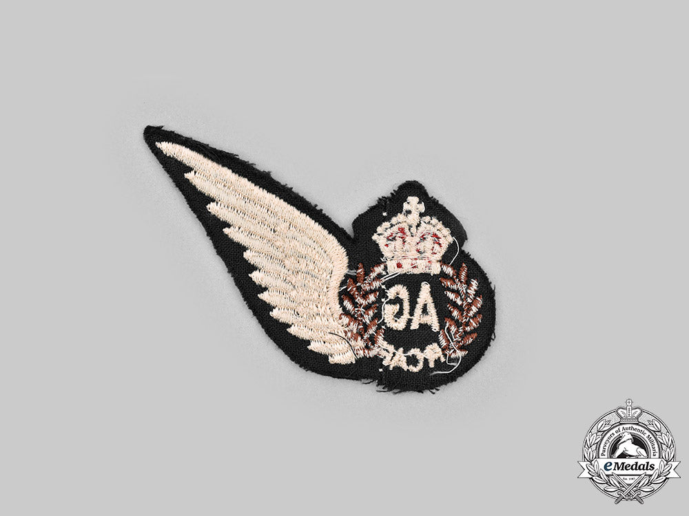 canada,_commonwealth._a_royal_canadian_air_force(_rcaf)_air_gunner(_ag)_wing,_c.1944_c20191_mnc7981