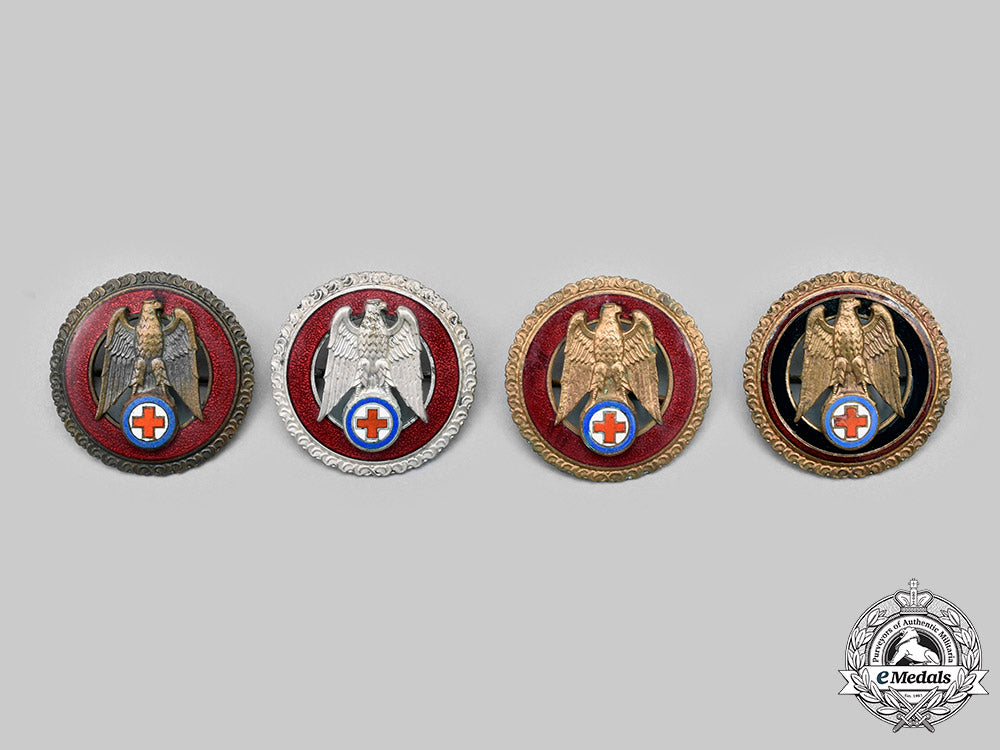 slovakia,_republic._a_lot_of_slovak_red_cross_exemplary_service_badges_c2020_077_mnc1328