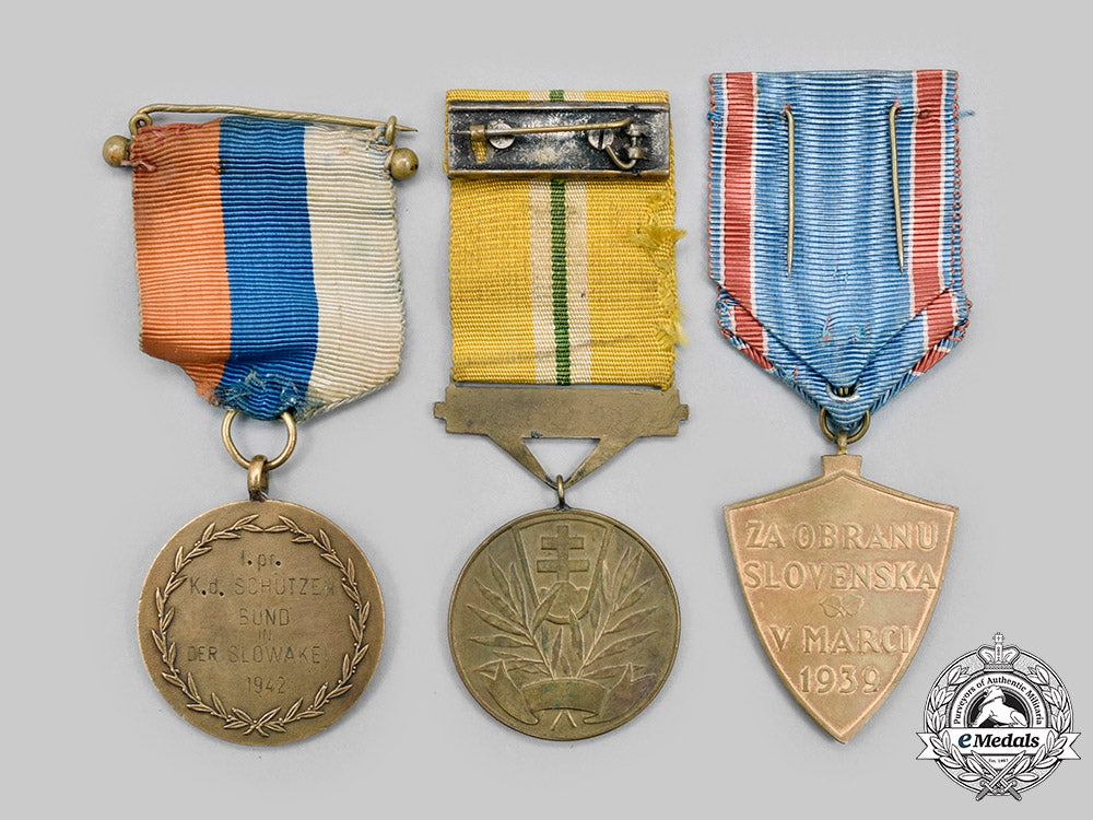 slovakia,_i_republic._a_lot_of_medals_c2020_081_mnc1336