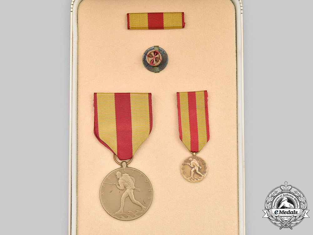 united_states._a_marine_corps_expeditionary_medal,_cased_c2020_082_mnc6507