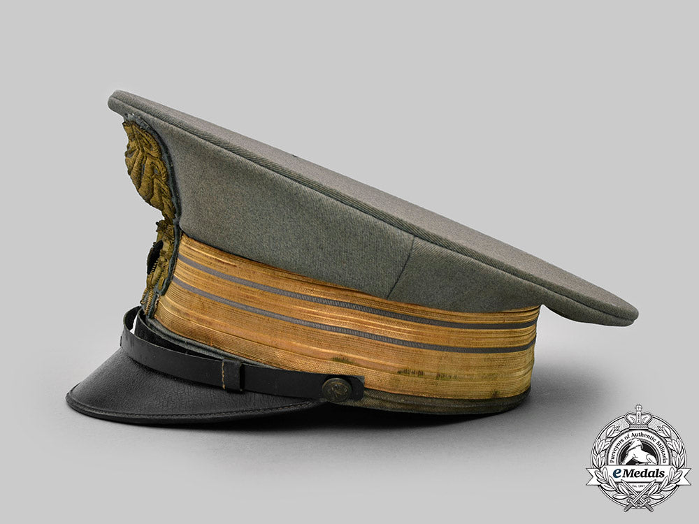 italy,_facist_state._a7_th_regiment_bersaglieri_officer's_visor_cap,_c.1940_c2020_101_mnc4855