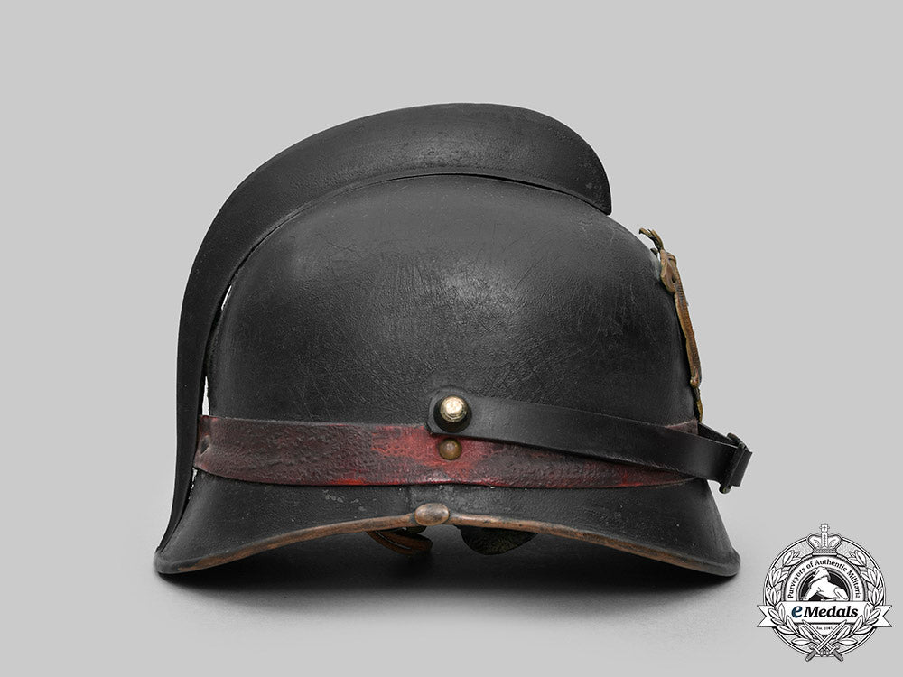 slovakia,_first_republic._a_fire_brigade_personnel_helmet_c2020_130_mnc0797_1