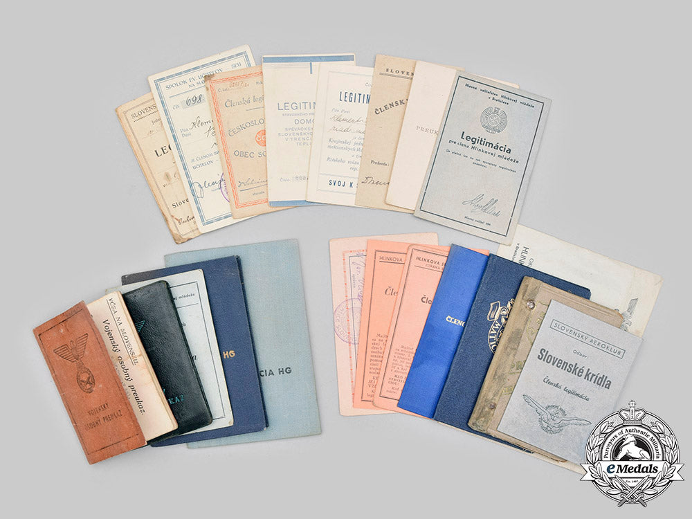 slovakia,_i_republic._a_lot_of_slovak_army_and_hlinka_guard_identity_documents_c2020_147_mnc1450