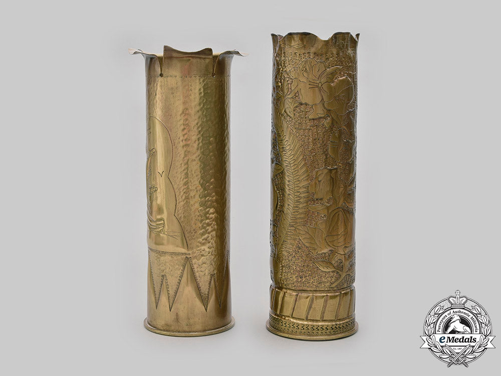 united_kingdom._a_second_war_pair_of105_mm_trench_art_brass_shells_c2020_230_mnc8933_1