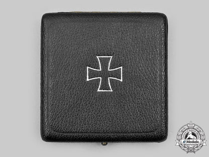 germany,_wehrmacht._a_presentation_case_for_a1939_iron_cross_i_class_c2020_240_mnc4702