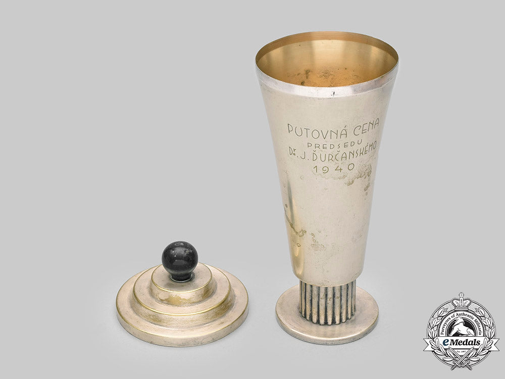 slovakia,_first_republic._a1940_commemorative_goblet_to_dr._j.ďurčansky,_by_sandrik_c2020_343_mnc9210_1_1