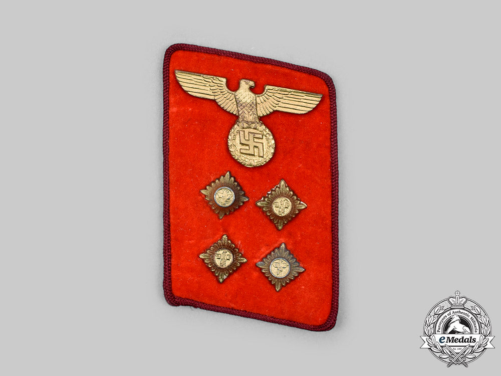 germany,_nsdap._a_gau-_level_gemeinschaftsleiter_collar_tab_c2020_359_mnc0299_1_1