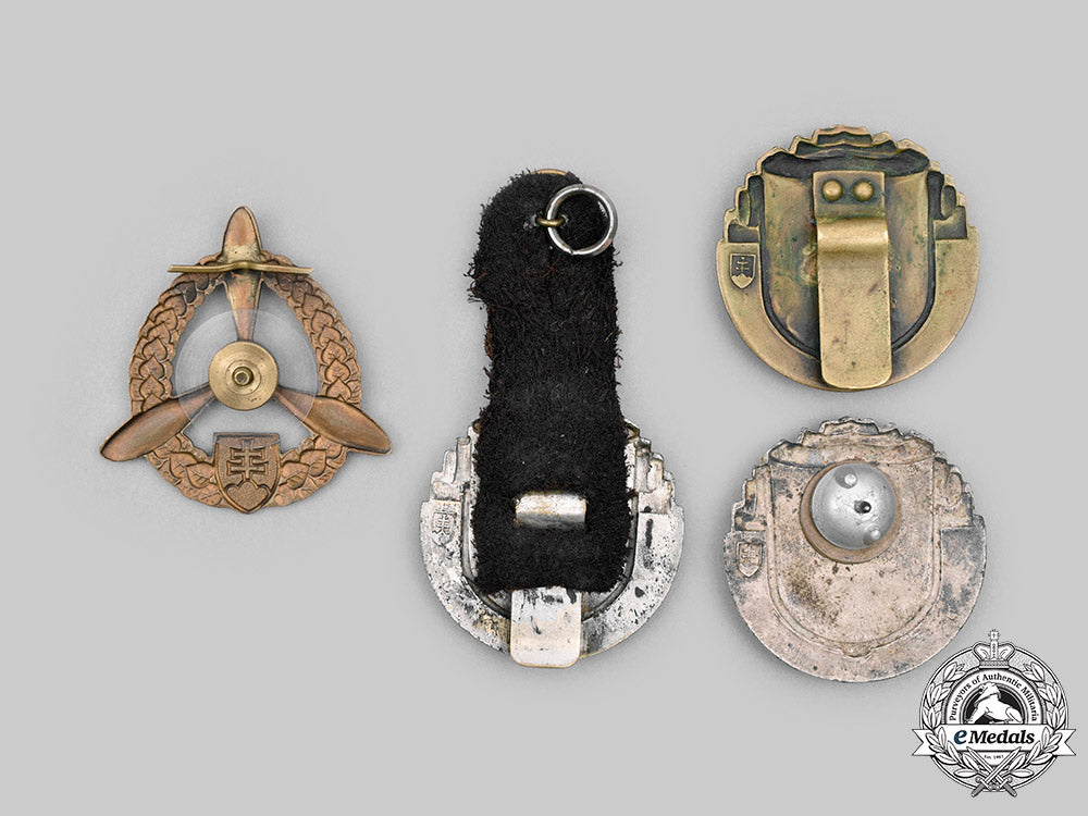 slovakia,_republic._a_lot_of_four_armed_forces_badges_c2020_593_mnc5674_1