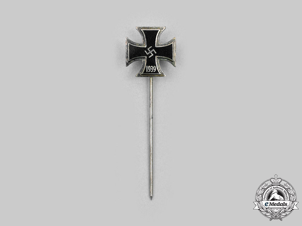 germany,_wehrmacht._a1939_iron_cross_stick_pin_c2020_755_mnc3373_1