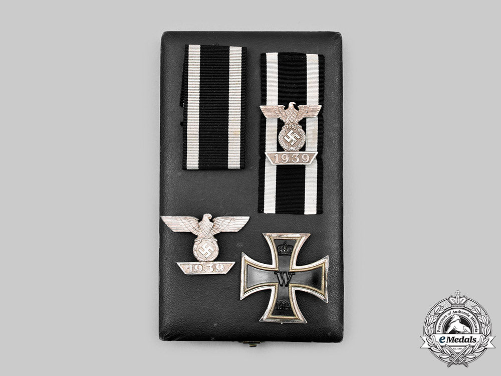 germany,_wehrmacht._an_attributed1914_iron_cross_i_class_with1939_clasp_set_c2020_807_mnc6752_1