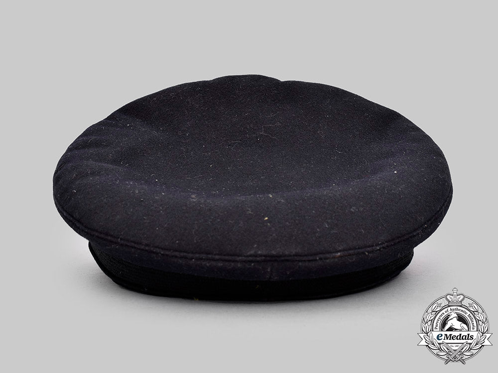 united_kingdom._a_late_victorian_royal_navy_officer's_visor_cap_c2020_923_mnc7083