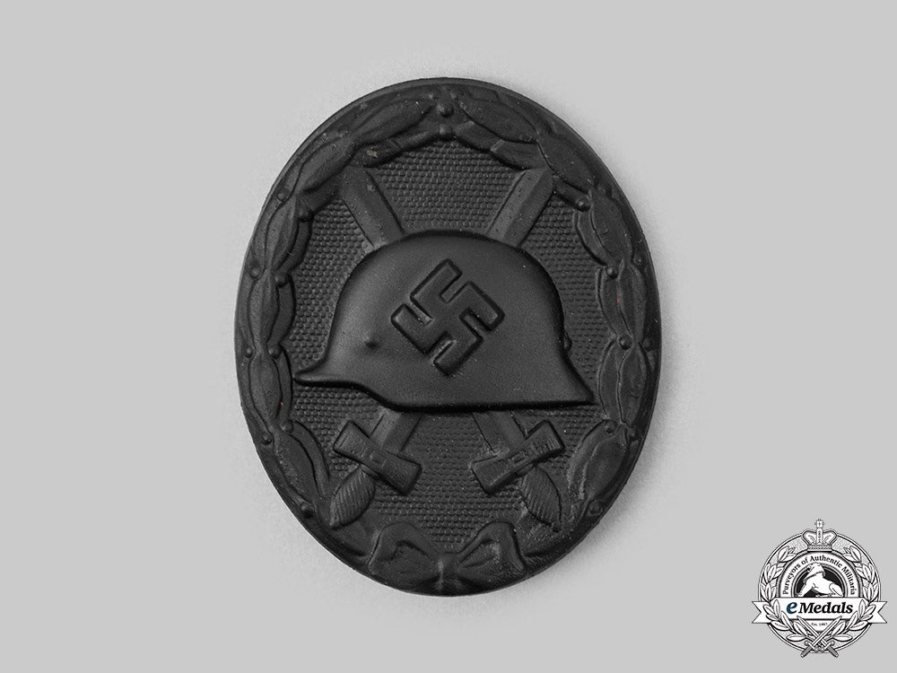 germany,_wehrmacht._a_mint&_unissued_black_grade_wound_badge,_by_heinrich_wander_c2020_950c2020_944_mnc8231