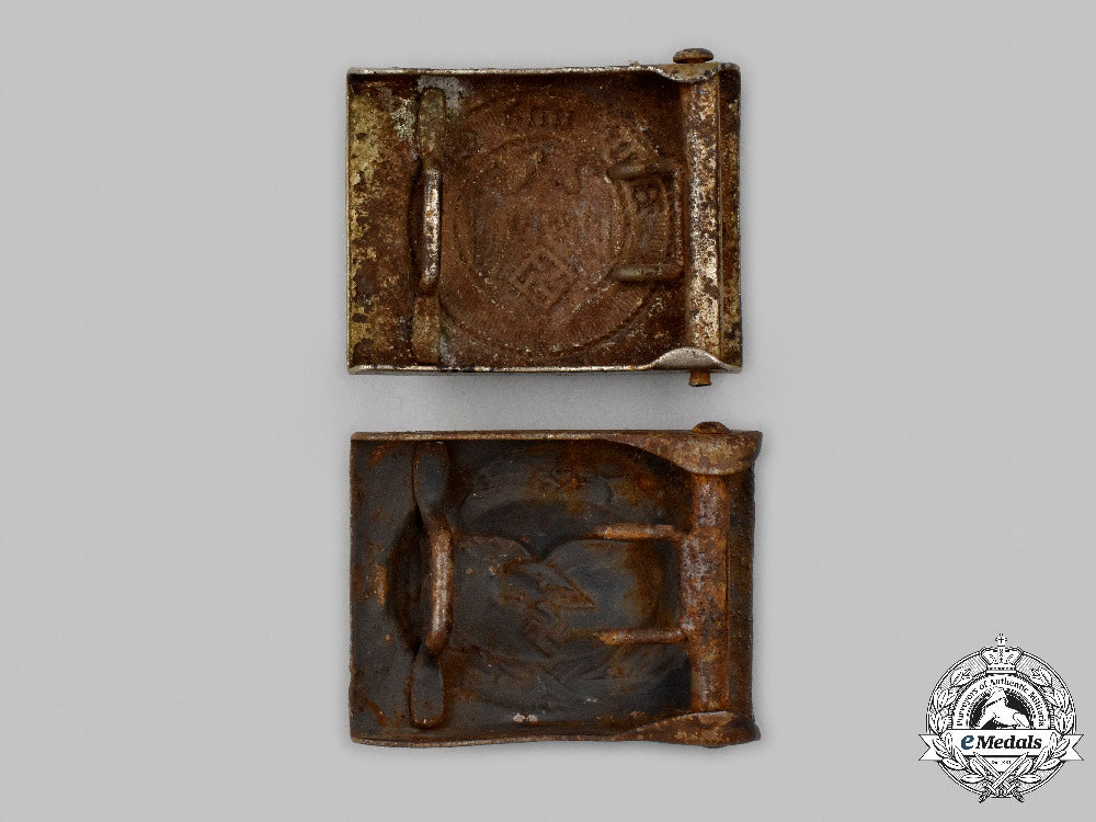 germany,_third_reich._a_pair_of_relic_belt_buckles_c2021_091_mnc8123_1_1