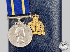 Canada, Commonwealth. A Royal Canadian Mounted Police Long Service Medal, B.e. Lane