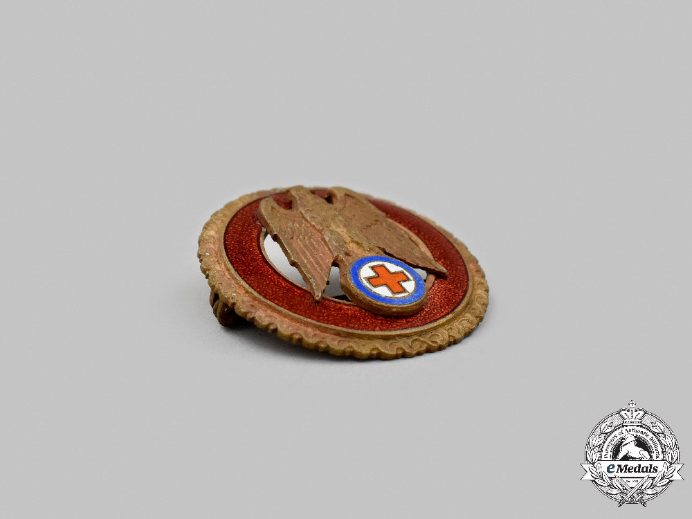 slovakia,_republic._two_slovak_red_cross_exemplary_service_badges_c2021_495_mnc0130