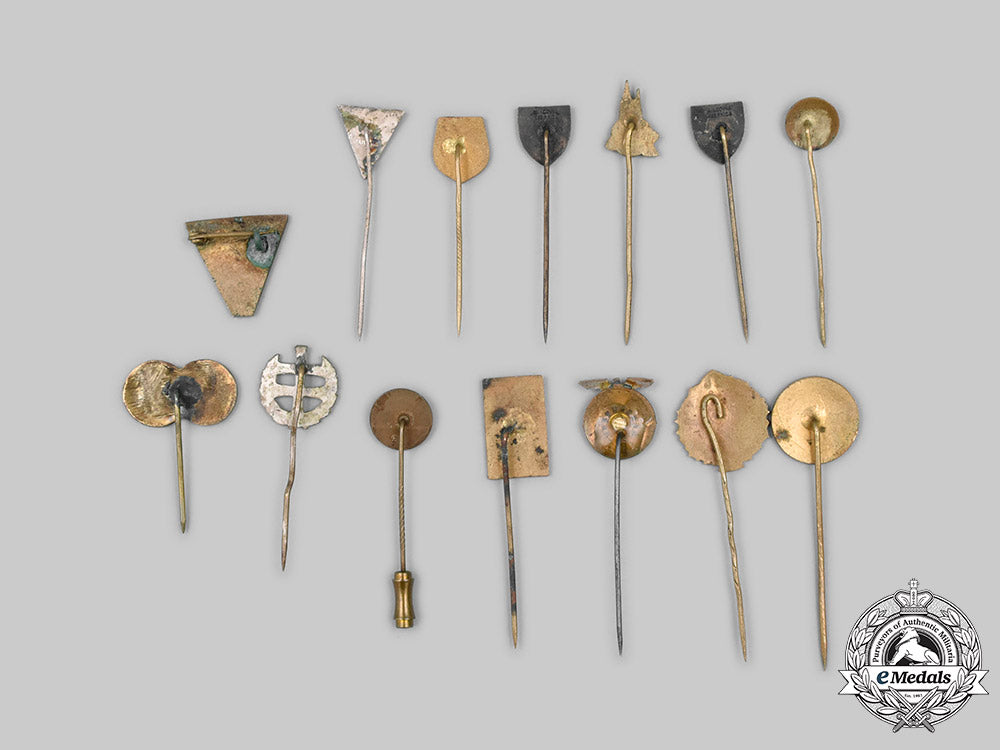 slovakia,_i_republic._a_mixed_lot_of_stick_pins_c2021_611_mnc4901